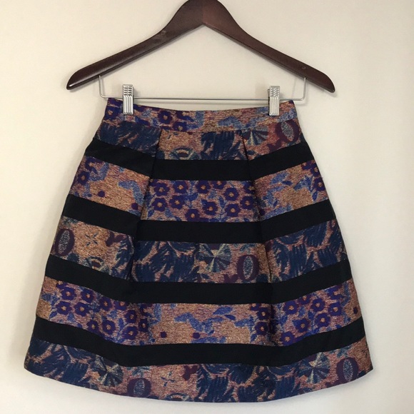 LAST CHANCE Metallic Tapestry Skirt - Picture 2 of 7